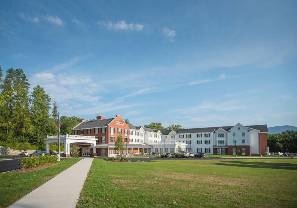 Hampton Inn & Suites Manchester, Vt Eksteriør bilde